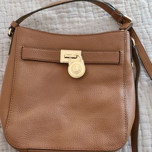 Michael Kors saffiano cross body purse LIKE NEW